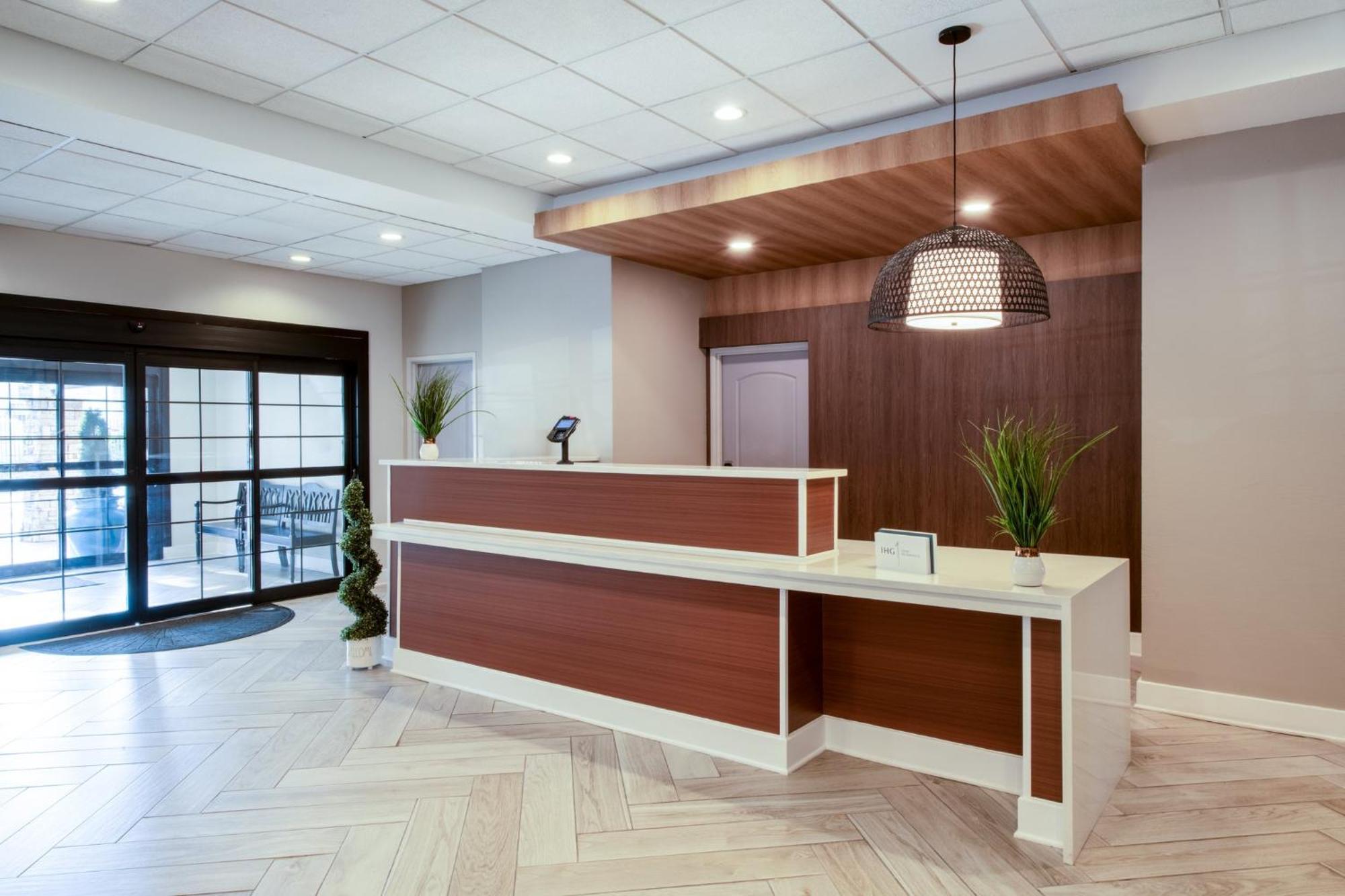 Staybridge Suites Atlanta Airport College Park Екстер'єр фото